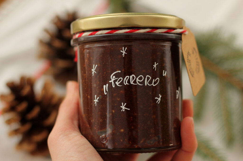 krem z orzechów laskowych i kakao ferrero
