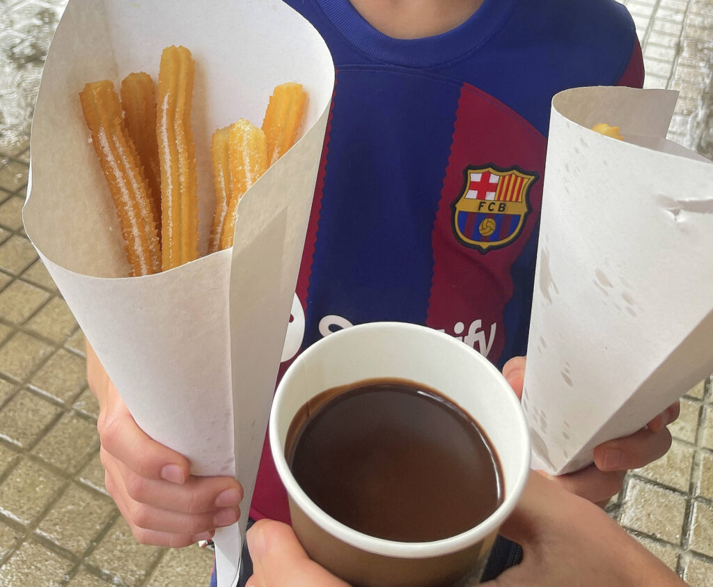 Churros con chocolate, La Xurrería de María, Barcelona